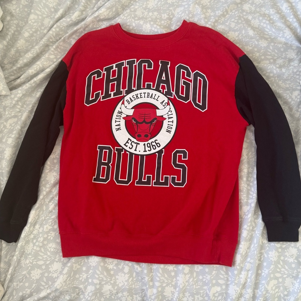 NBA Chicago Bulls Red Sweatshirt